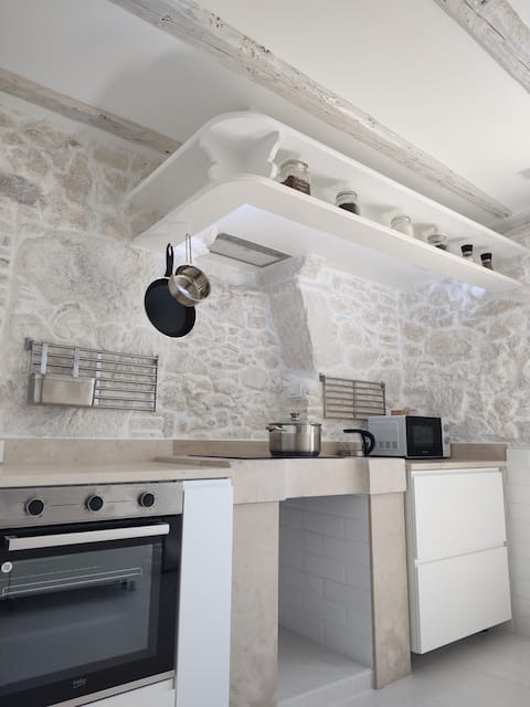 Top performing Airbnb: App.NeboKraj,6 minutes walk by stairs to the beach in Općina Mošćenička Draga