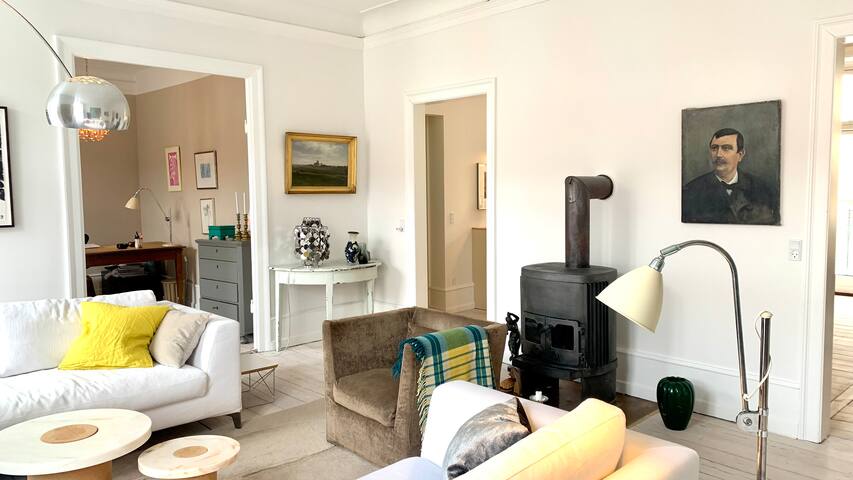 Stunning central Nyhavn apartment gallery image 4