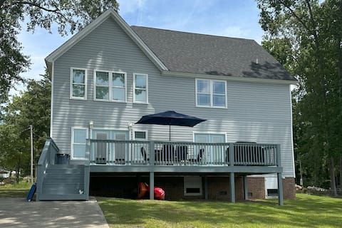 Waterfront Lake Murray Home w/ Private Dock!