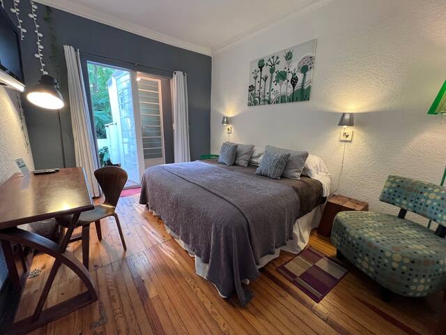 Residencia Distrito Condesa by Condesa Haus gallery image 2