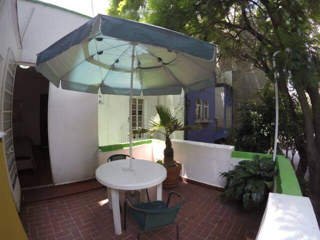 Residencia Distrito Condesa by Condesa Haus gallery image 5