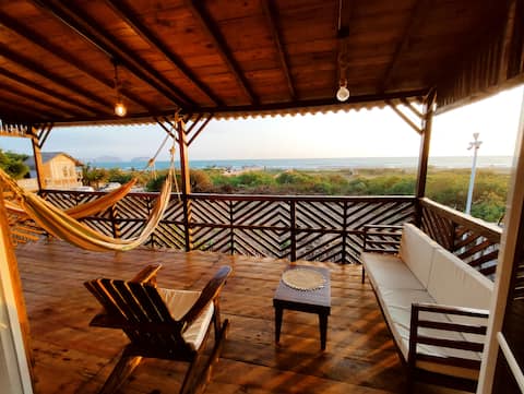 Kollen's House, a house/cabin with an ocean view