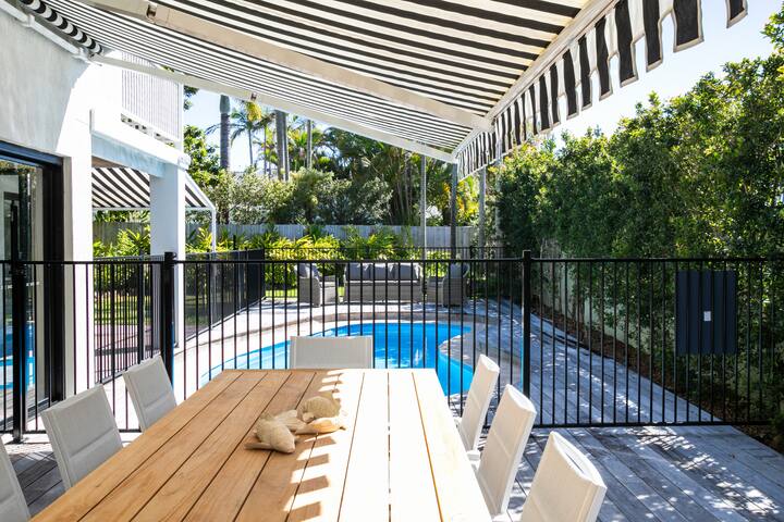 11 Cooran Ct. Family oasis minutes to Main Beach gallery image 5