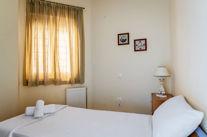 საძინებელი 1