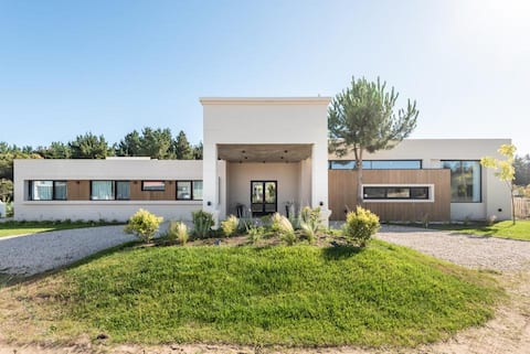 Costa Esmeralda Rental House Pool Soccer Field