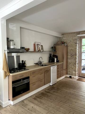 Townhouse in the city gallery image 4