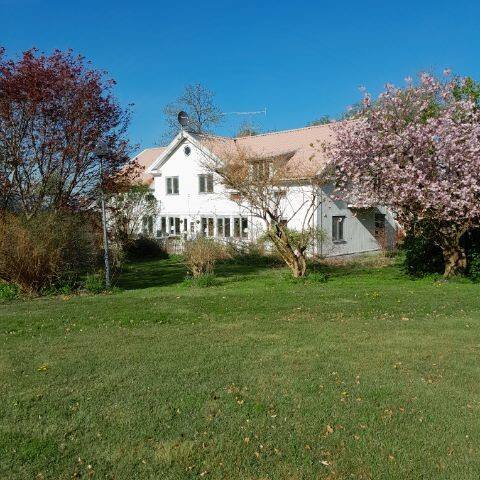 Manor Annex, 15 beds, 100m from Lake Lygnern.