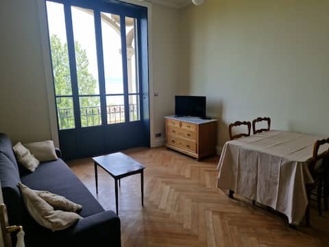 Popular Airbnb listing: Résidence du Parc Apartment in évian Les Bains