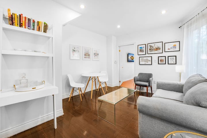 Beautiful Modern Apartment By Danforth - Toronto