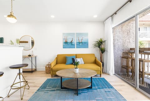 Successful Airbnb property: Luxe & cozy beach retreat. Pool - sunset views! in Corpus Christi