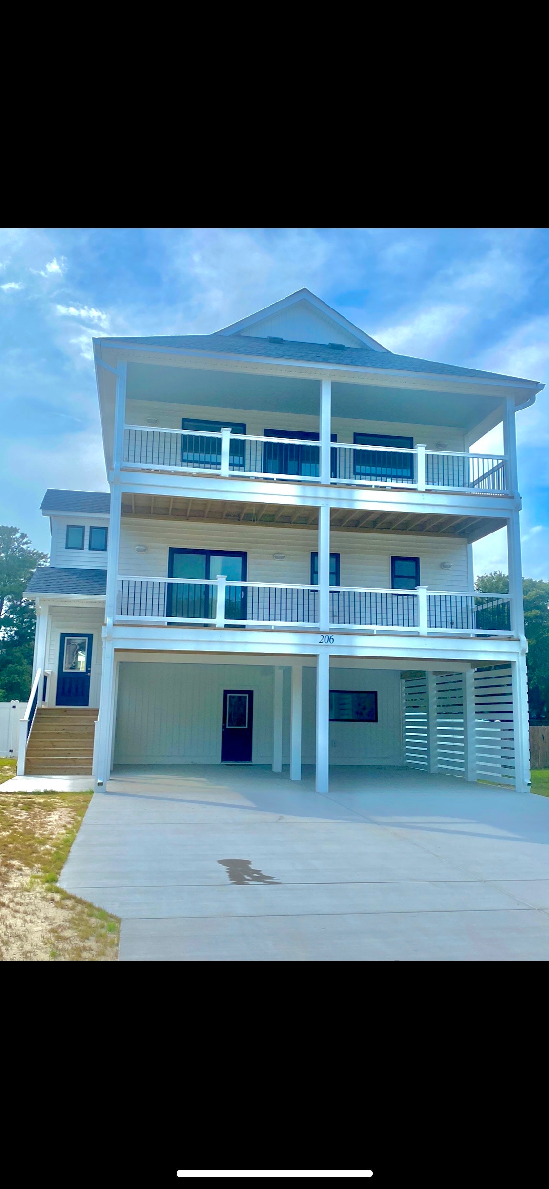 Brand NEW OBX house with a POOL!