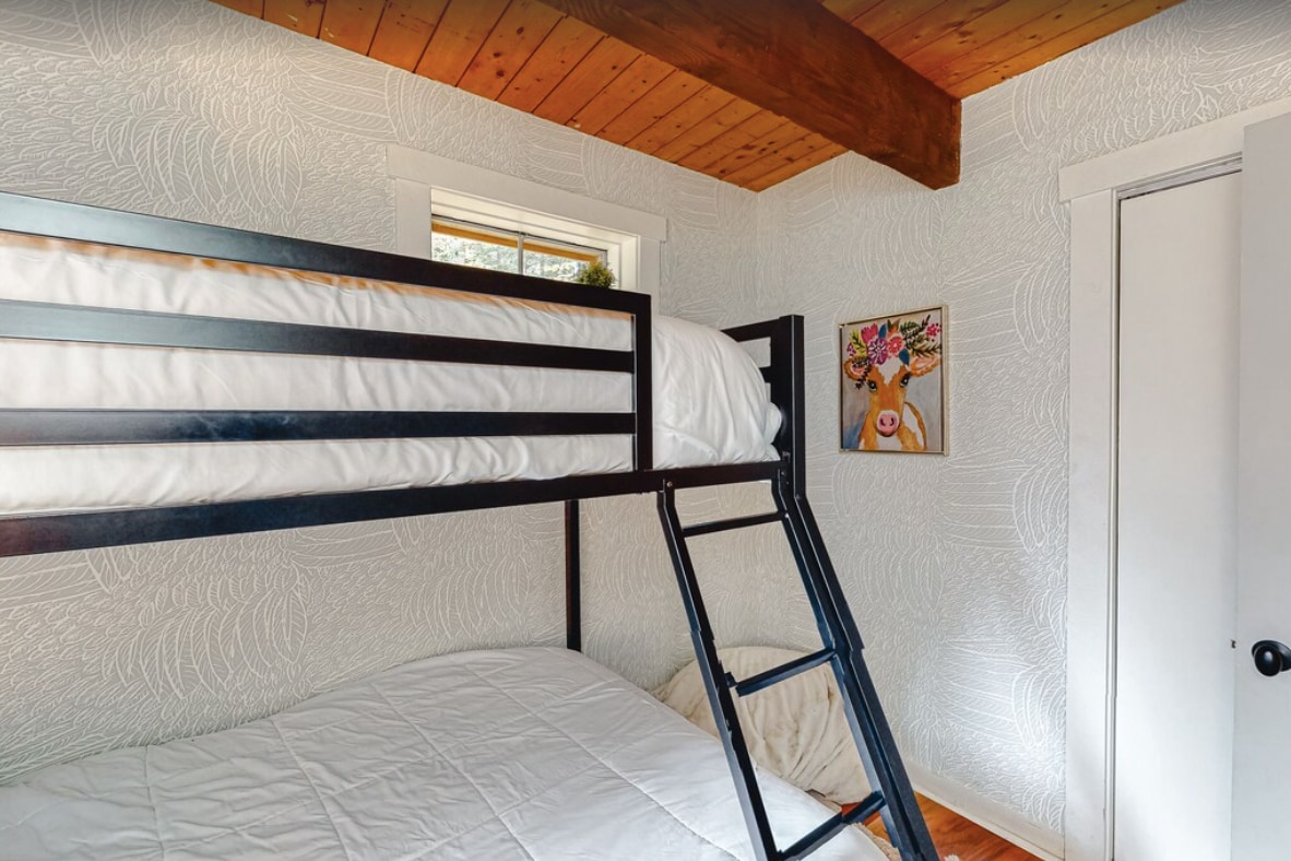 Soba na kat - dvokrevetna soba s bračnim krevetom