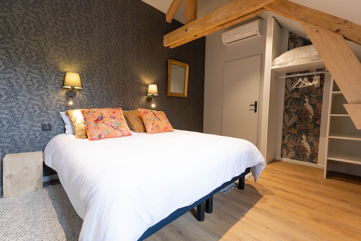 Chumba cha watu wawili kilicho na bafu la chumbani