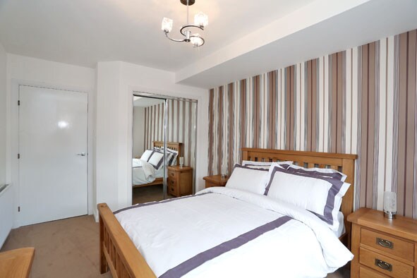 Spacious bedroom with BIC & mirror sliding doors 