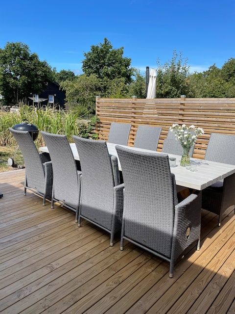 Köpingsvik - close to swimming & entertainment.