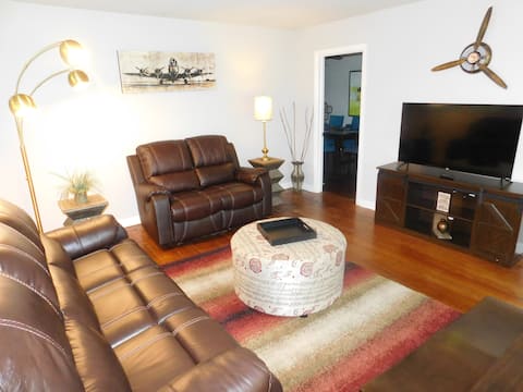 Large Groups|Work &Sport Teams Near Airport & Hwy