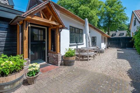 Unique farmhouse from 1766 - Lage Vuursche