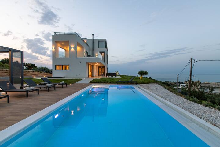 Brand NEW Luxury villa*Private Pool*Seaview & BBQ gallery image 5