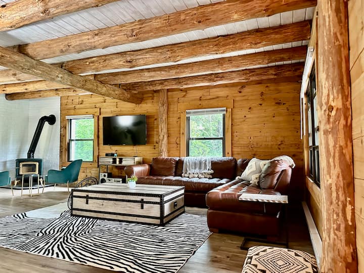 Welcome To The Nest! - Tannersville, NY