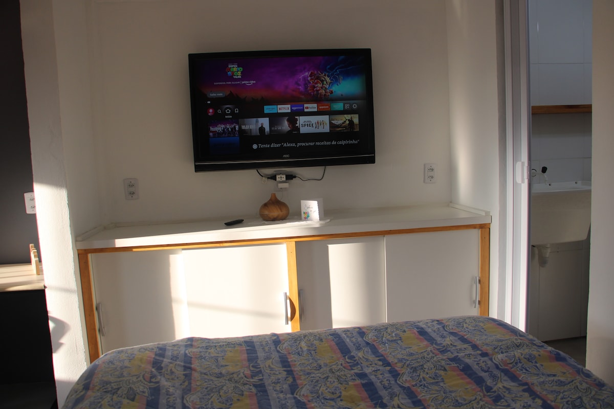 Ils sont disponibles, vidéo vidéo de prime Netflix et Amazon

A internet é de 320 Mbps via wi-fi. 2.4ghz e 5ghz