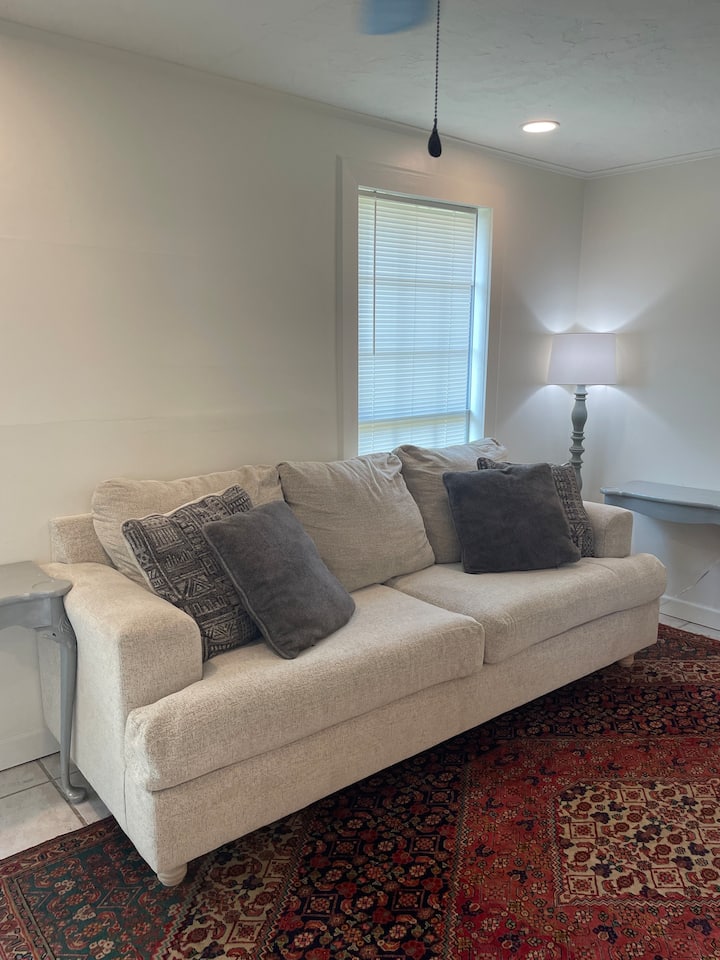 The Small Trolley House *New Listing* - Laurel, MS