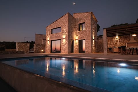 Aroa - Three bedroom House