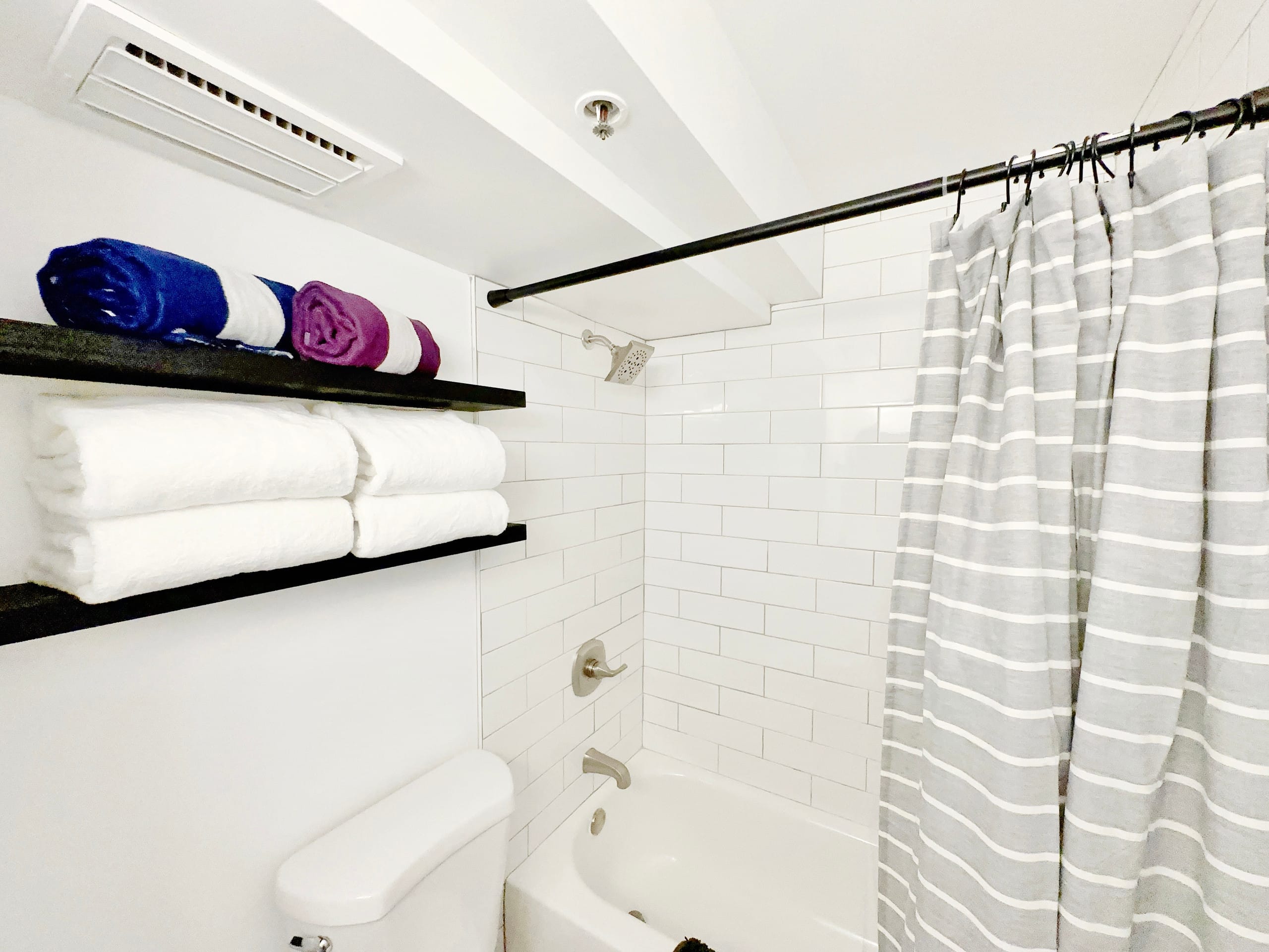 33F-High Floor Studio w/Diamond Head & Ocean Views - Image 31