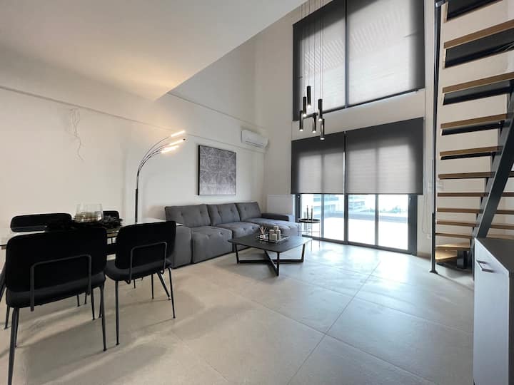 พื้นที่นั่งเล่นที่สะดวกสบายสุดๆสำหรับนั่งเอนหลัง