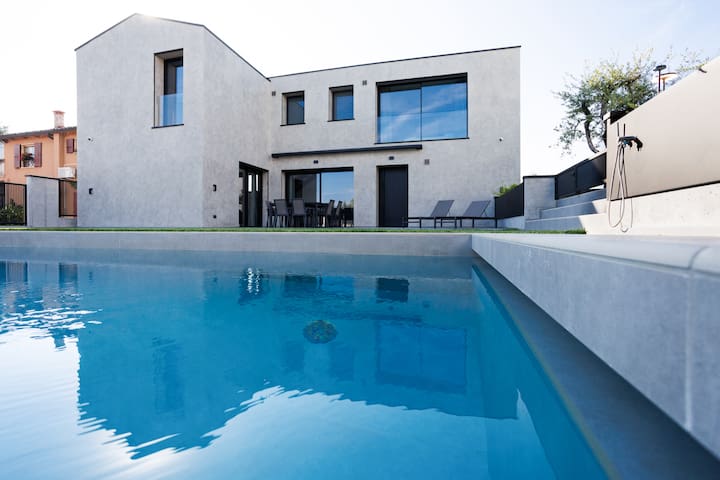 VilleVacanza managed Airbnb listing 1