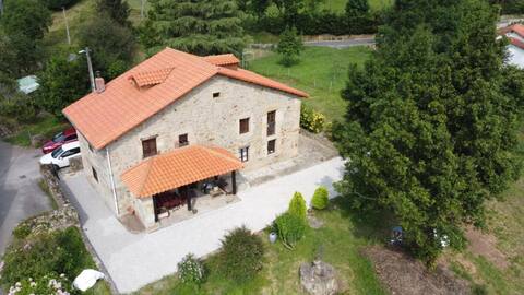 Spectacular Casa Rural in Castañeda