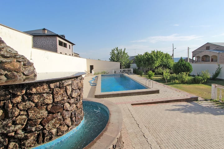 Pleasure Place - Jereván