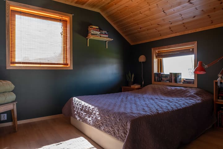 საძინებელი 1