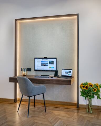 Athens.bliss Three in the Heart of the City gallery image 5