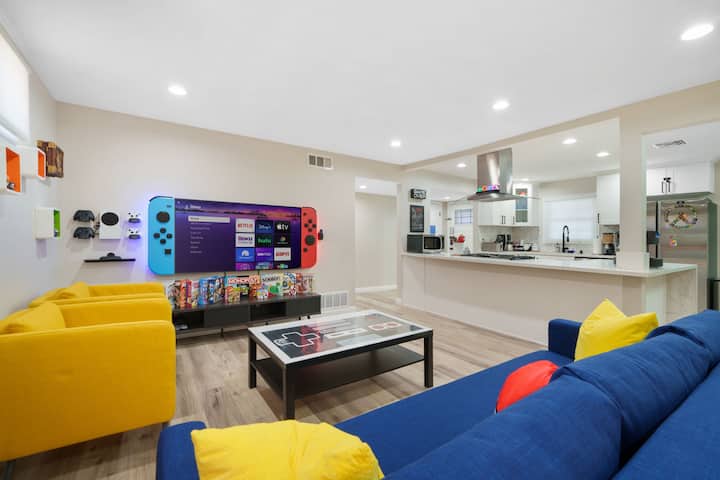 Pixel Playhouse: Arcade, Theater, Racing, + More! - Cerritos, CA