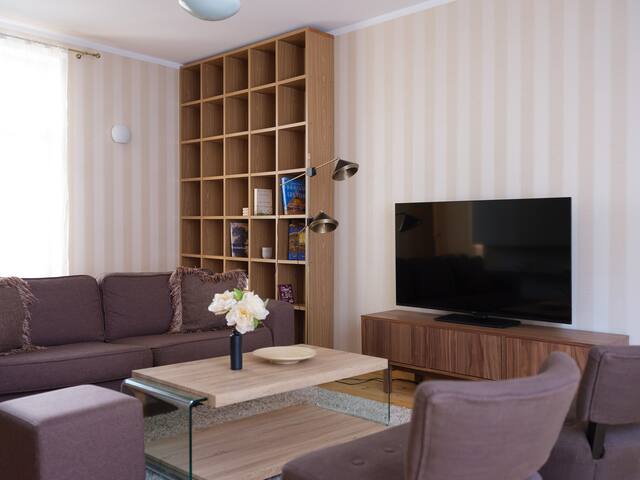 Apartment ValdeMARS with free parking gallery image 3