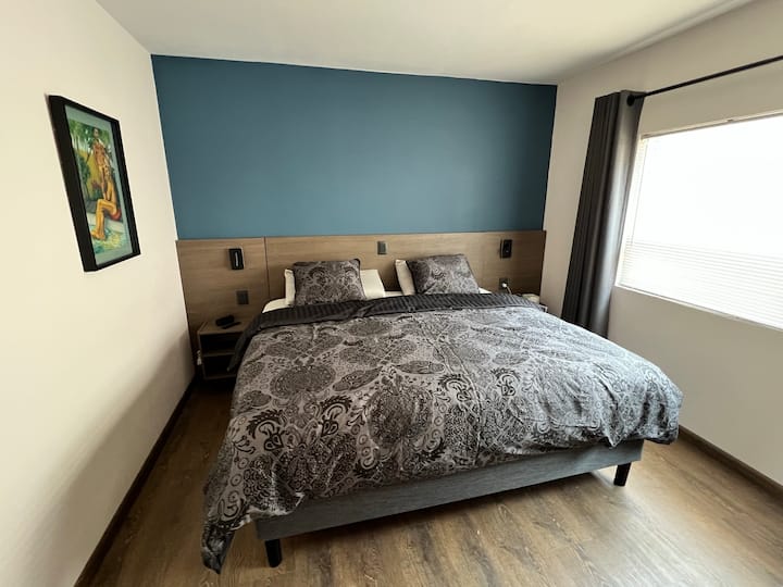 1号卧室，公寓二楼，大楼四楼