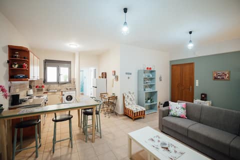 Top performing Airbnb: Dasillion Apartment by Alexia in Δήμος Ηγουμενίτσας
