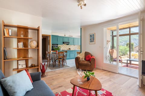 Rest on the Corniche