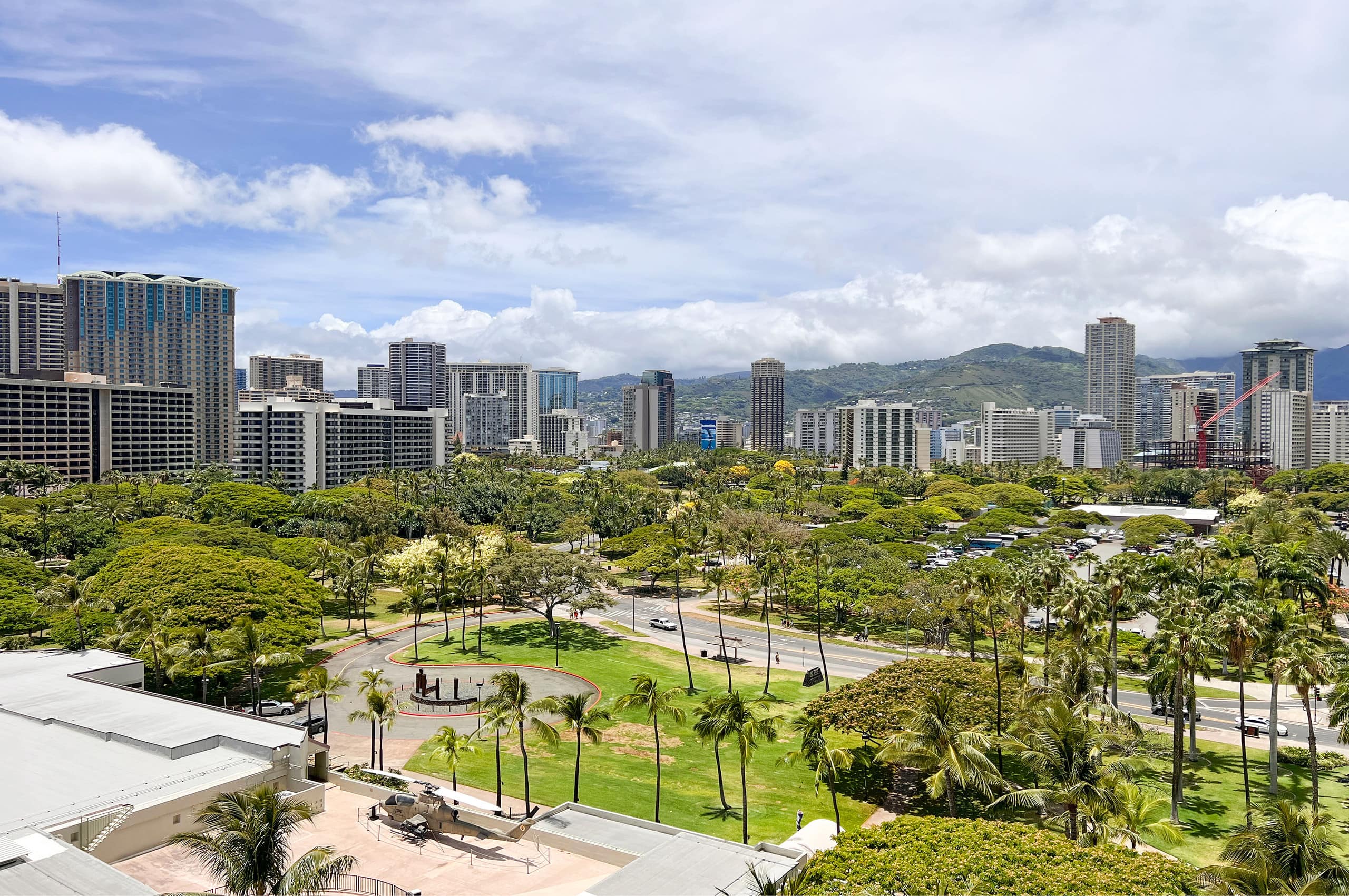 Condo in Honolulu · ★5.0 · Studio · 1 bed · 1 private bath - Image 25