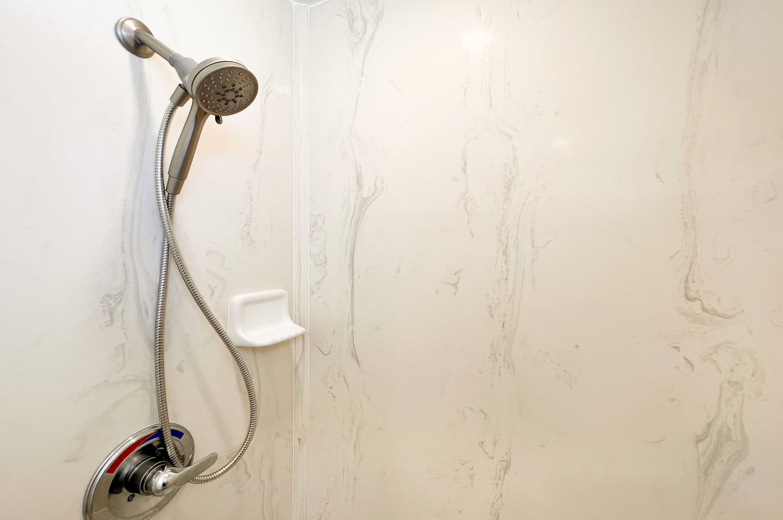 Condo in Honolulu · ★5.0 · Studio · 1 bed · 1 private bath - Image 15