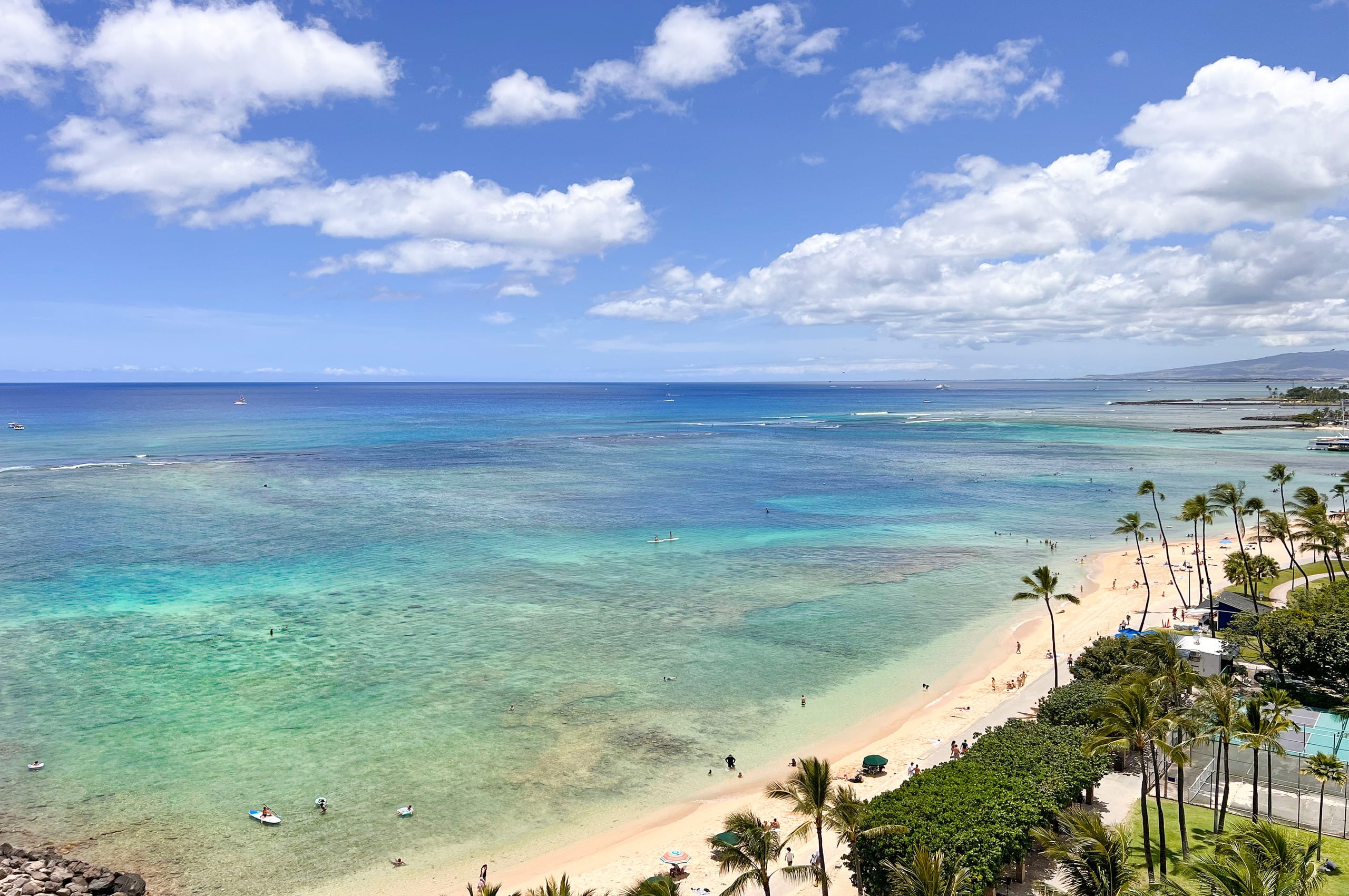 Condo in Honolulu · ★5.0 · Studio · 1 bed · 1 private bath - Image 21