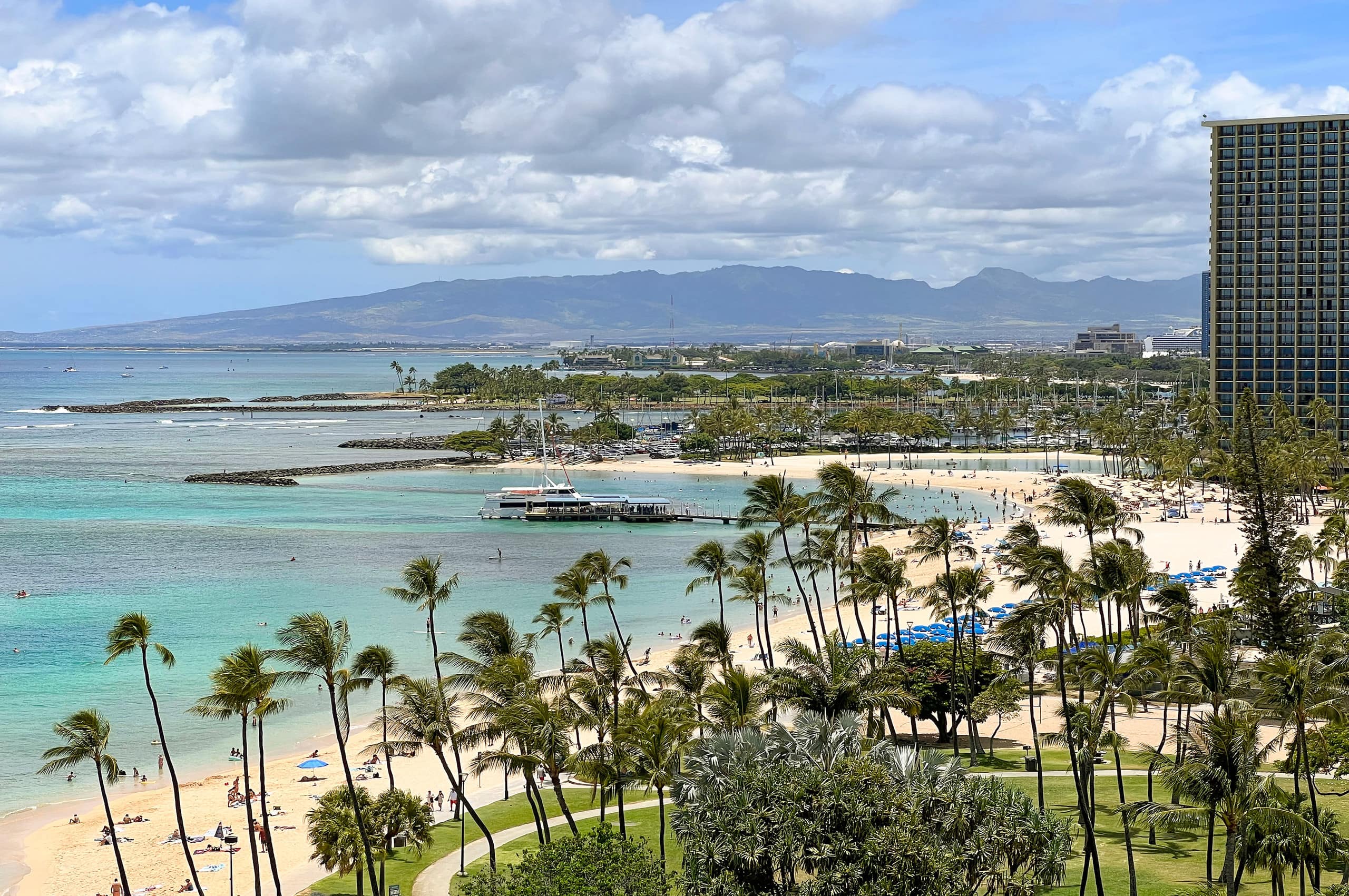 Condo in Honolulu · ★5.0 · Studio · 1 bed · 1 private bath - Image 23