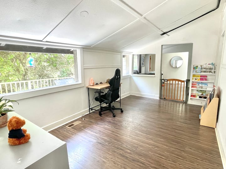Quiet Bright Spacious 2 Br House In Mill Valley - Tiburon, CA