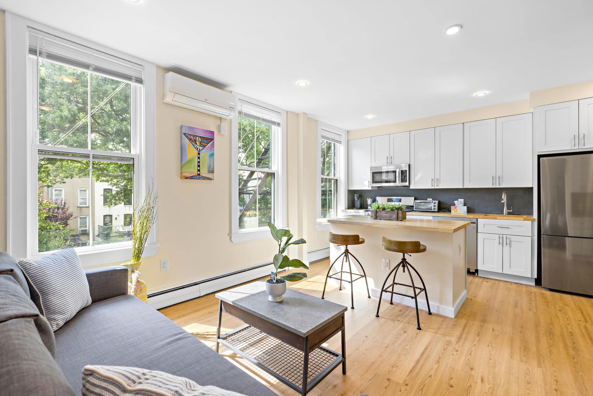 Sunlit Serenity/Contemporary Haven of Modrn Living