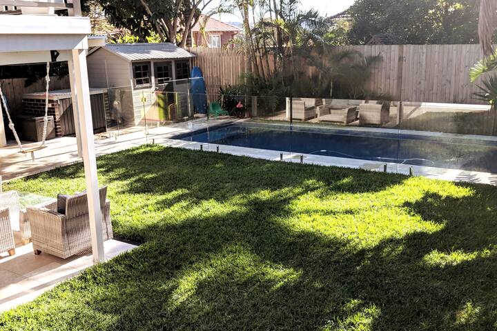 Fabulous family home with pool gallery image 2