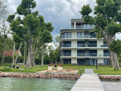 Boglár Private Beach Apartman