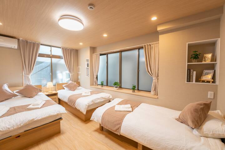 New 2LDK Japanese-style apt,walk to near Shinjuku. gallery image 3