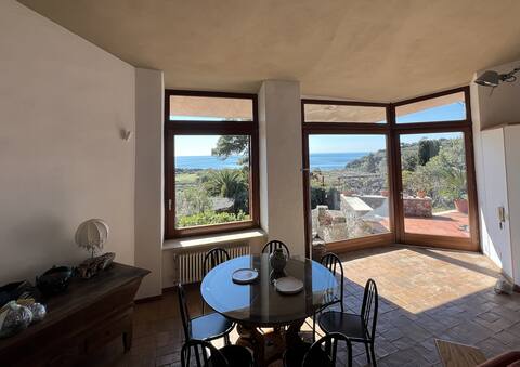 Ansedonia, 8 minutes walk from the Tagliata beach