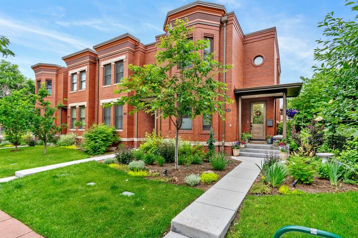 Urban Oasis in the Heart of RINO gallery image 2