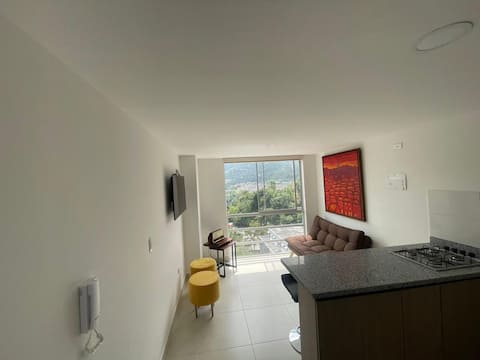 Top performing Airbnb: Very close to CC Fundadores, U Autonoma & El Centro in Manizales